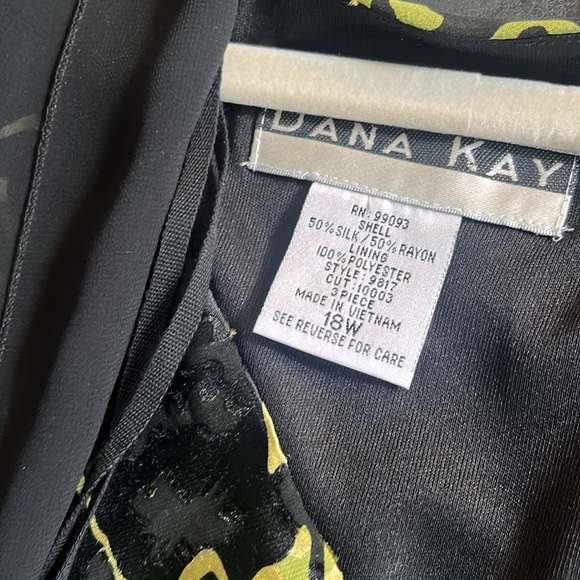 NWT Dana Kay two piece green and black set size 18W - Picture 7 of 10